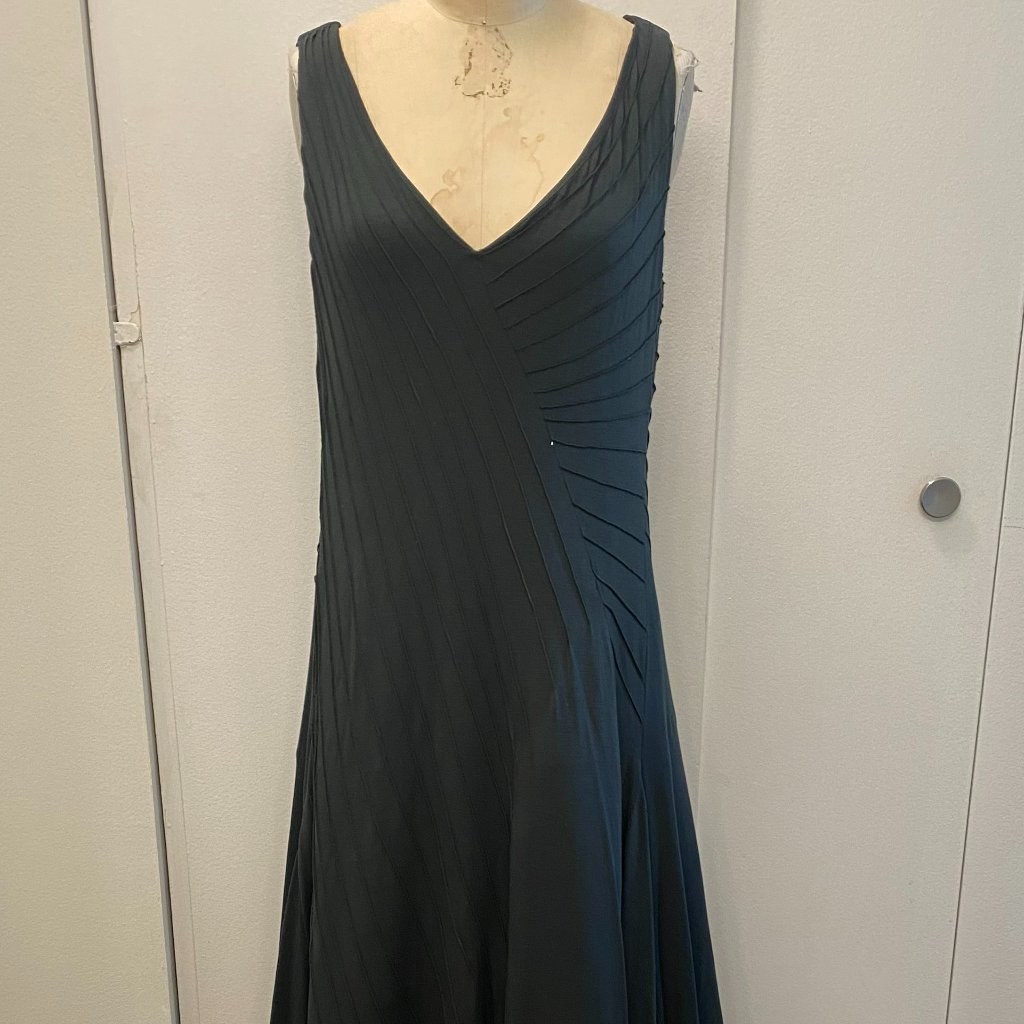 Vintage V-Neck Dress